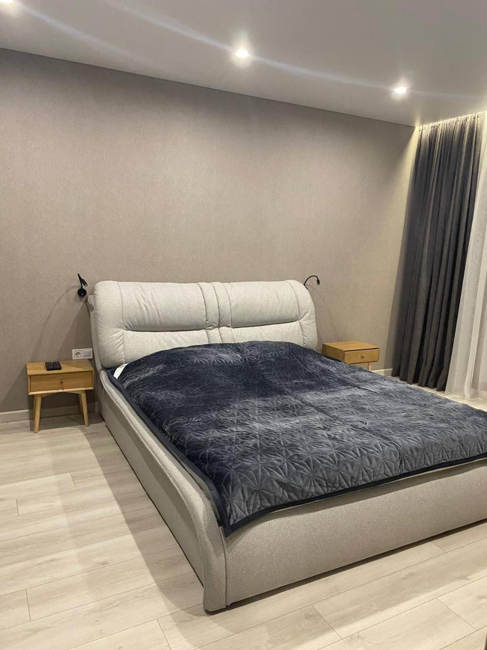Apartpoltava Двокімнатні Апартаменти З Джакузі Біля Листопаду מראה חיצוני תמונה